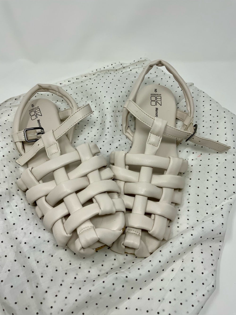 No Boundaries Fisherman Style Woven Strappy Sandals - Cream Women's Summer Flat